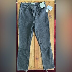 NWT Abercrombie & Fitch 90s Slim Straight Ultra High Rise Women’s 30 10 R